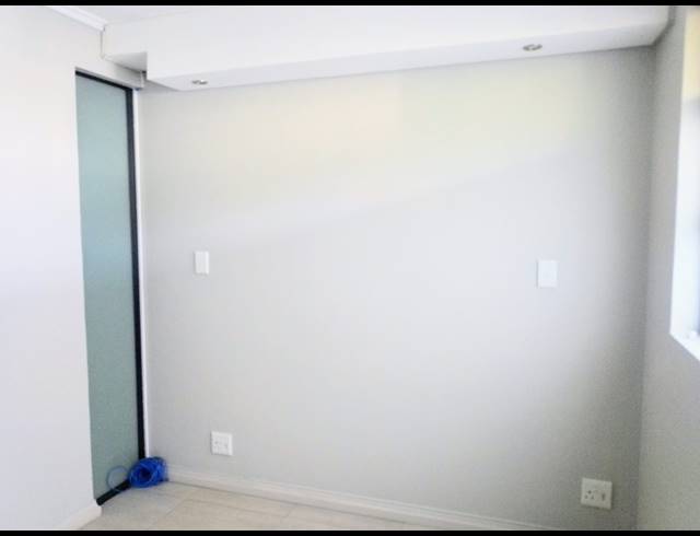 2 BEDROOM APARTMENT FOR SALE IN MENLO PARK